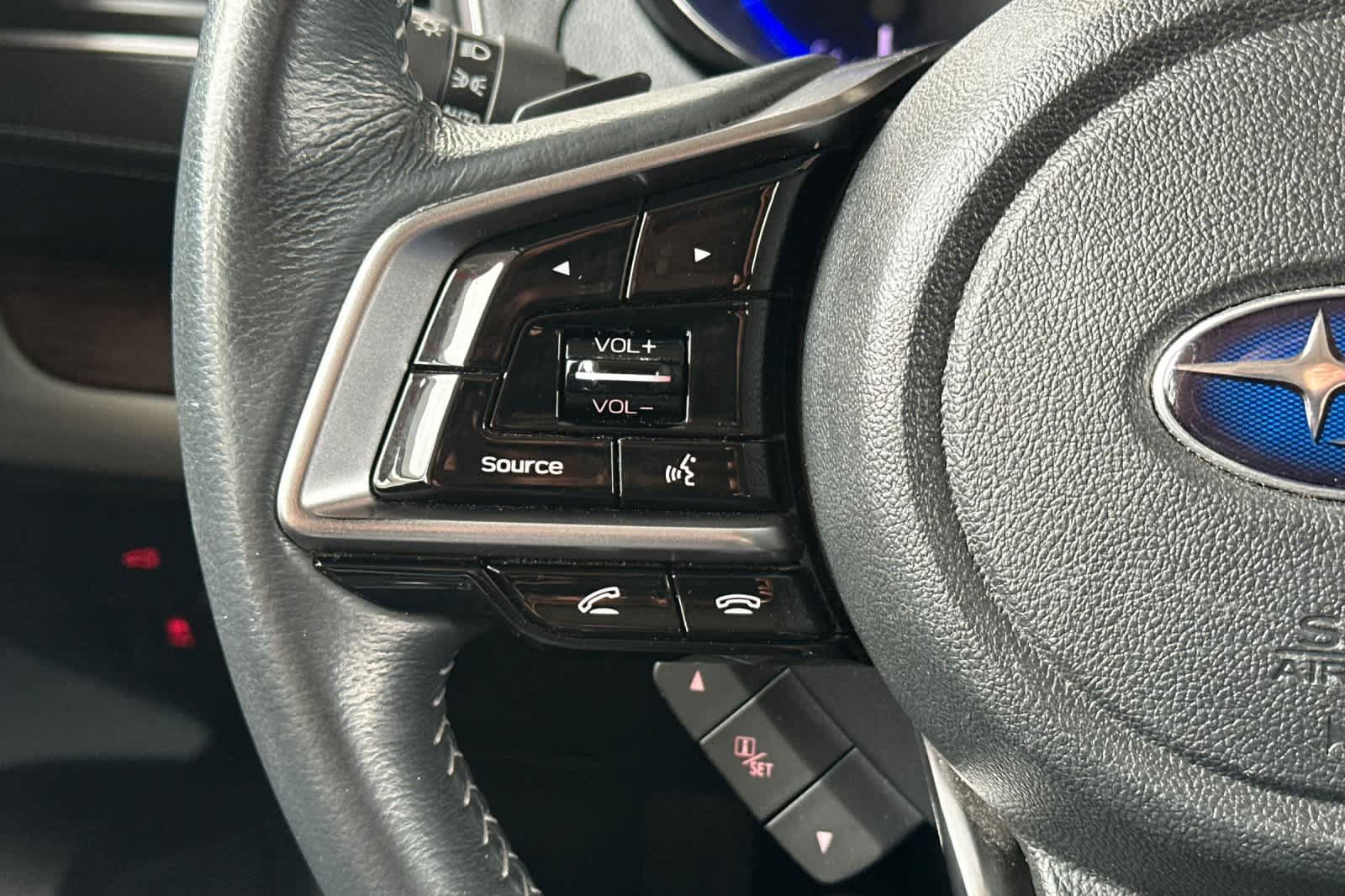 Used 2019 Subaru Outback 3.6R Limited AWD/4WD image 26