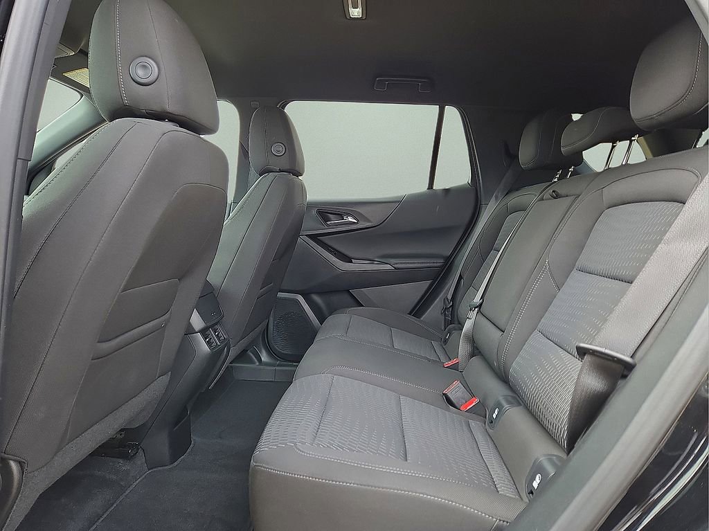 Used 2025 Chevrolet Equinox LT AWD/4WD image 14