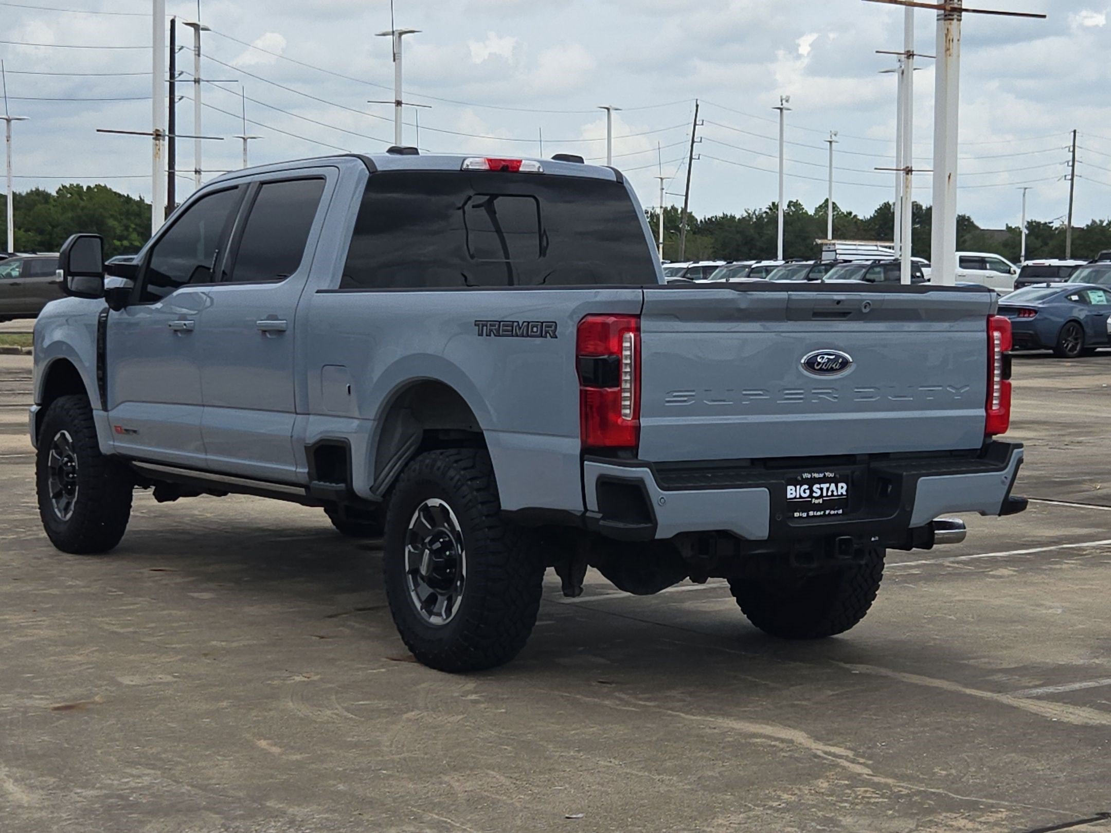 Used 2024 Ford F250 Lariat w/ Lariat Ultimate Package AWD/4WD image 7
