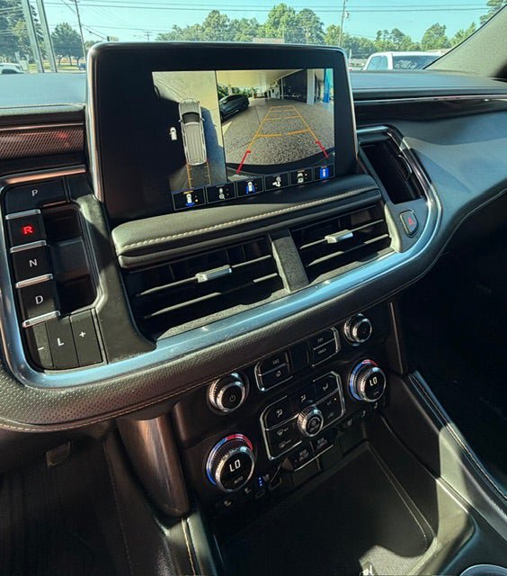 Used 2024 GMC Yukon AT4 w/ Technology Package AWD/4WD image 15