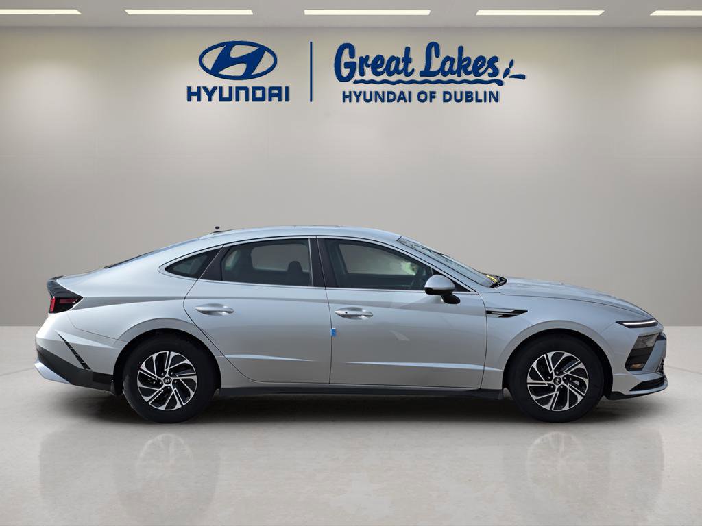 New 2026 Hyundai Sonata Blue FWD image 6