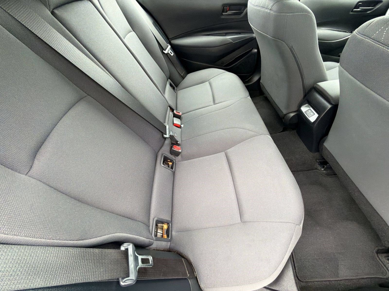 Certified 2024 Toyota Corolla LE FWD image 32