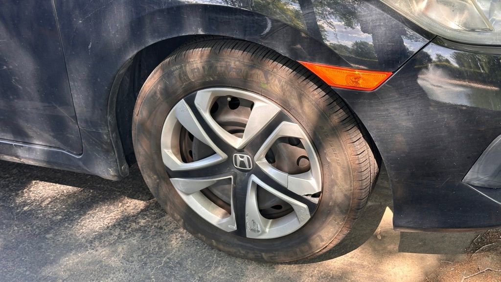 Used 2017 Honda Civic LX image 4