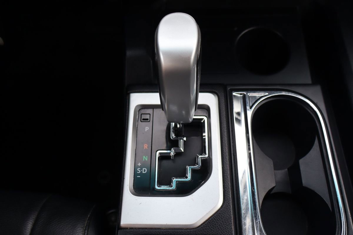 Used 2017 Toyota Tundra Limited AWD/4WD image 38