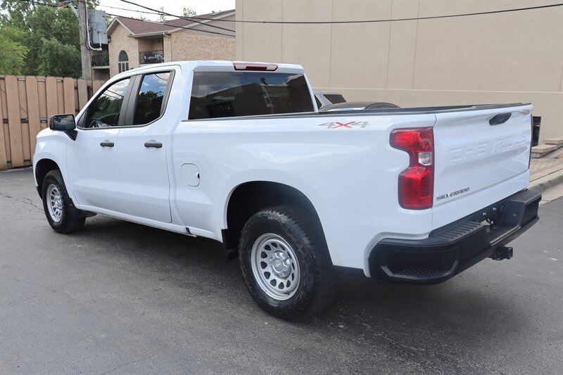 Used 2023 Chevrolet Silverado 1500 W/T w/ WT Value Package AWD/4WD image 4