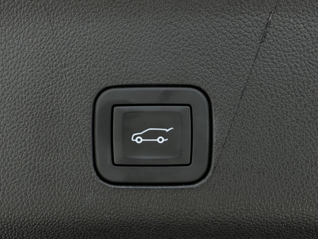 Used 2026 GMC Yukon AT4 Ultimate AWD/4WD image 33