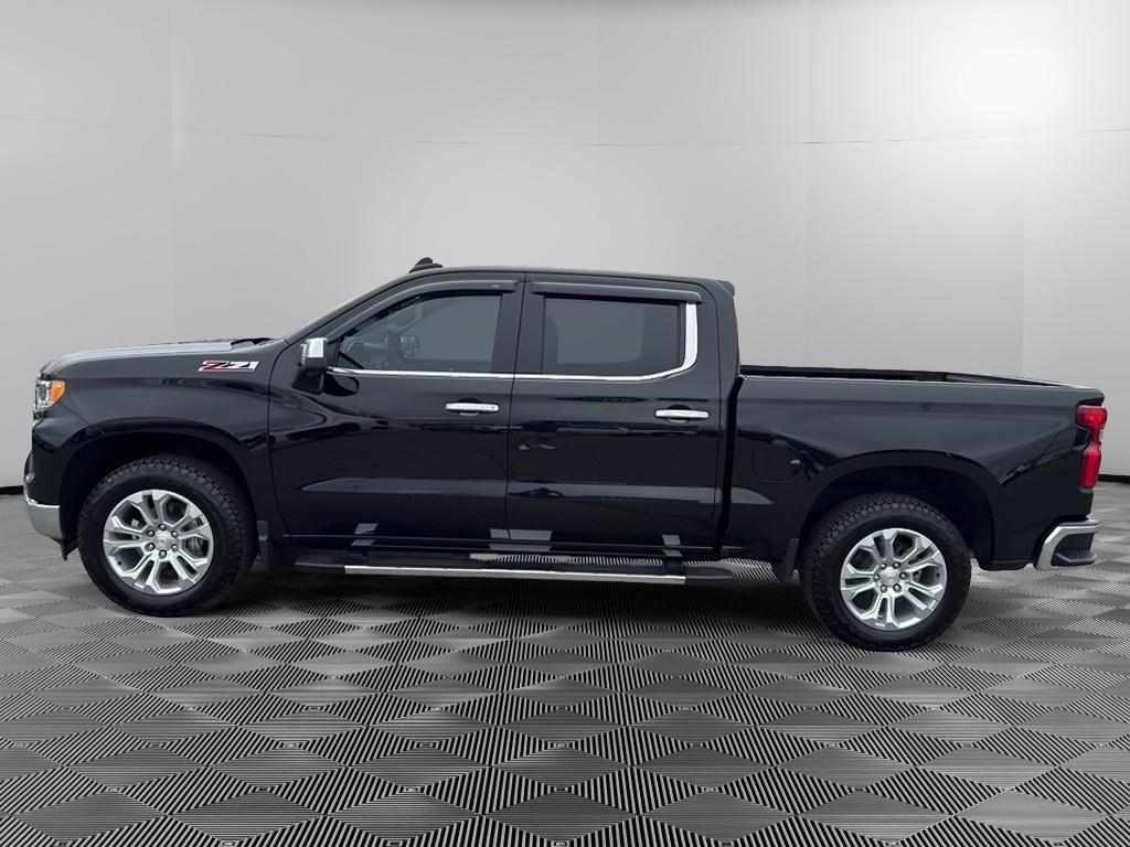 Used 2025 Chevrolet Silverado 1500 LTZ w/ Z71 Off-Road Package image 4