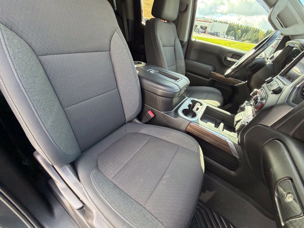 Used 2020 Chevrolet Silverado 1500 RST AWD/4WD image 36