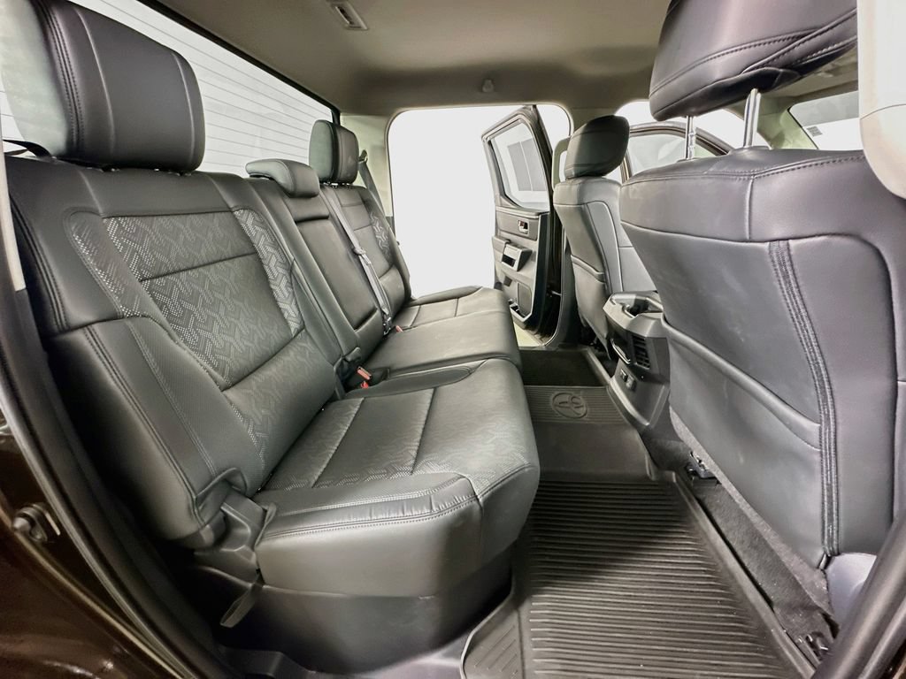 Used 2023 Toyota Tundra Limited AWD/4WD image 12
