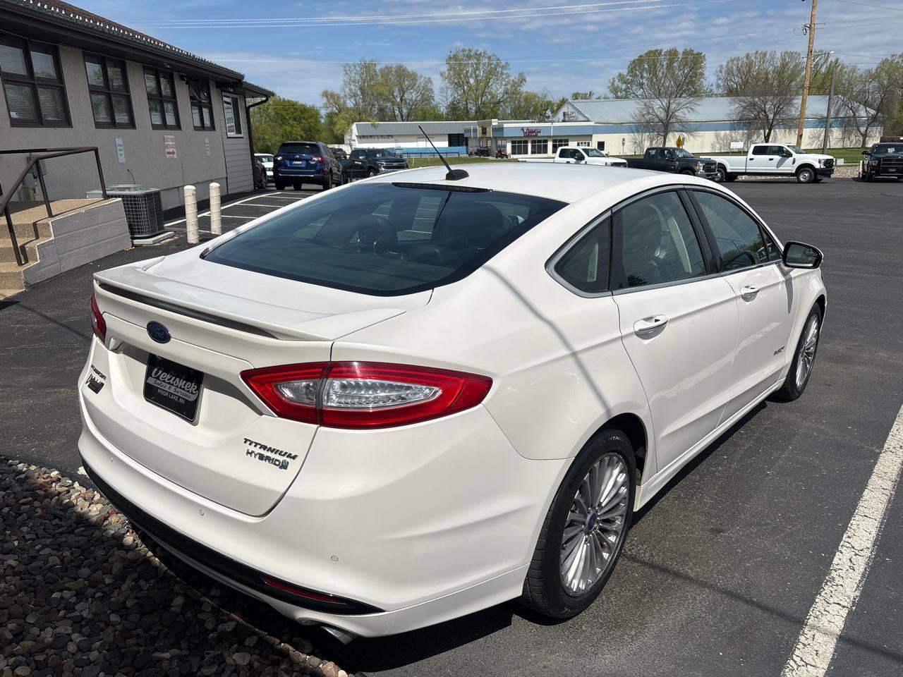 Used 2013 Ford Fusion Titanium FWD image 3