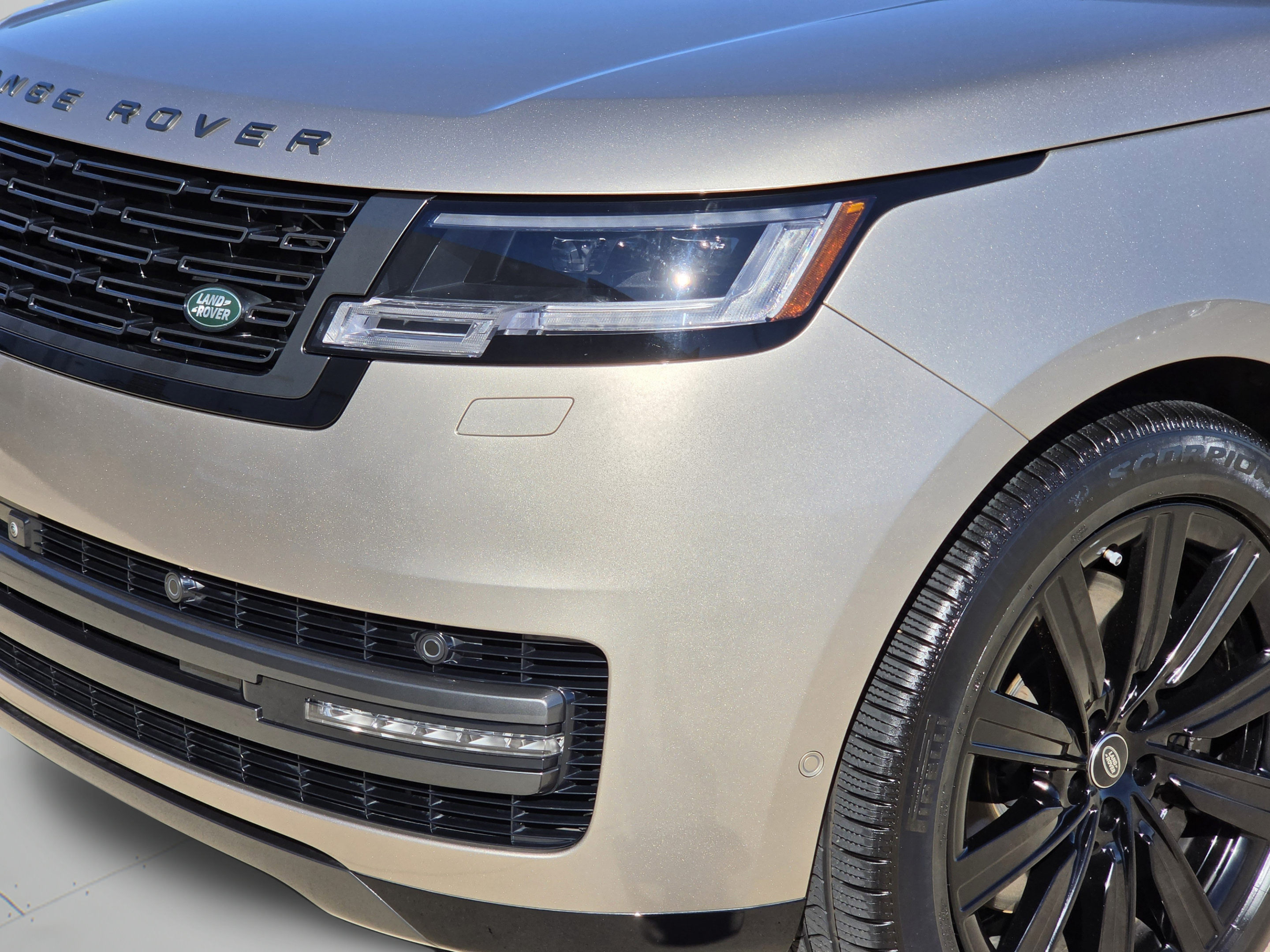 Certified 2023 Land Rover Range Rover SE AWD/4WD image 34
