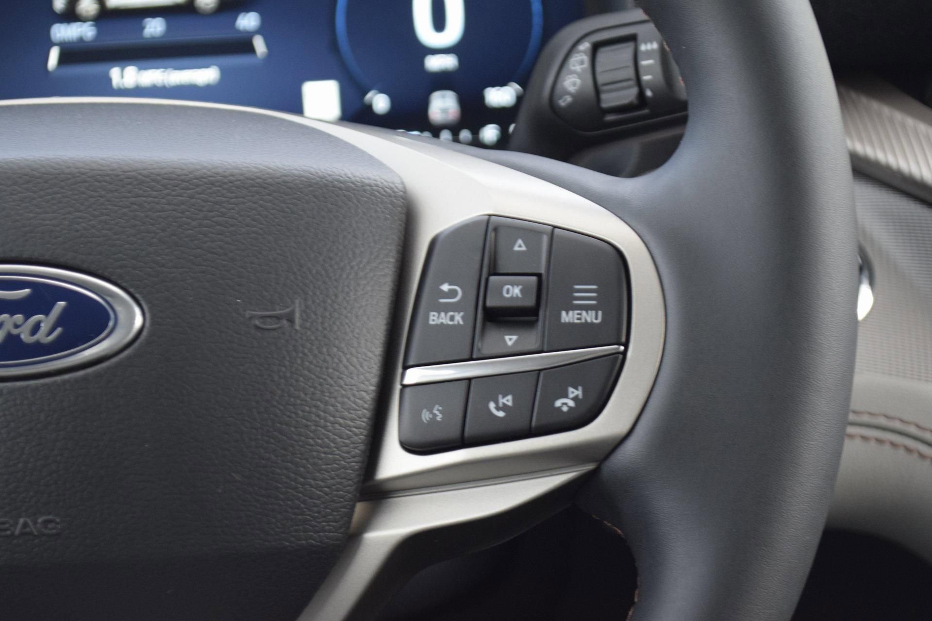 New 2026 Ford Explorer Active w/ Active Comfort Package image 10