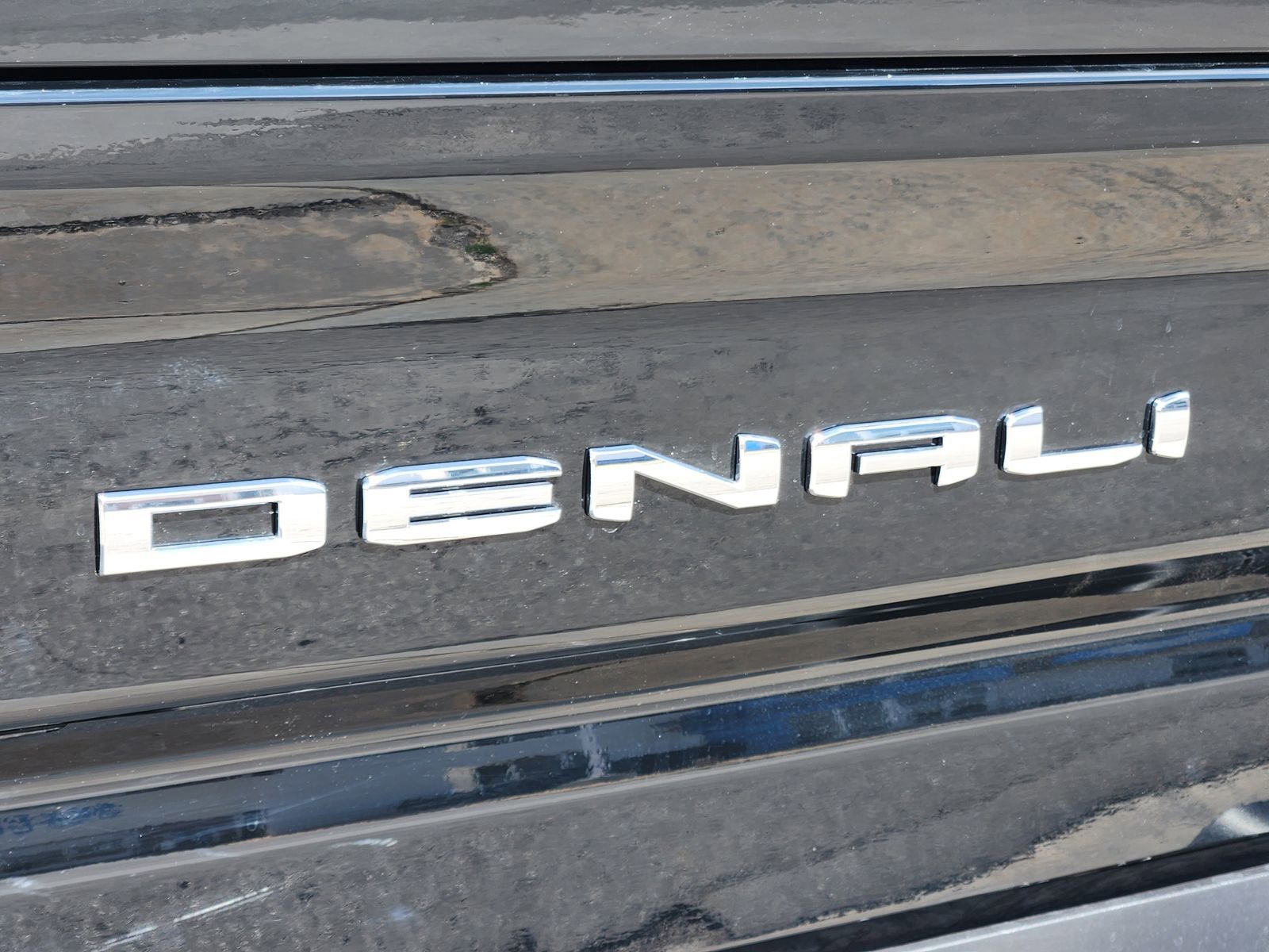Certified 2025 GMC Sierra 2500 Denali Ultimate image 13