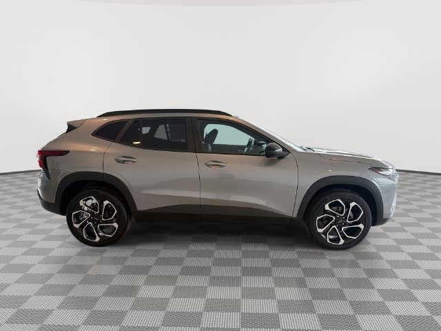 New 2026 Chevrolet Trax RS w/ Driver Confidence Package FWD image 12