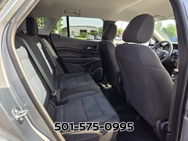 Used 2026 Chevrolet Trax LS w/ LS Convenience Package FWD image 15