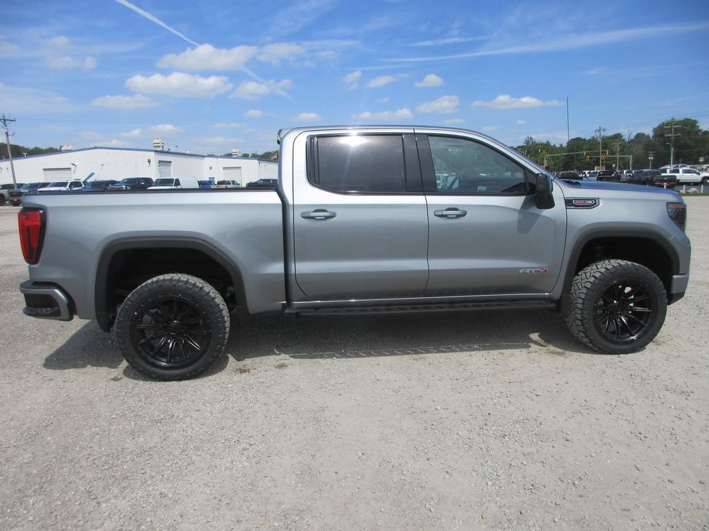 New 2026 GMC Sierra 1500 AT4 w/ AT4 Premium Package AWD/4WD image 3