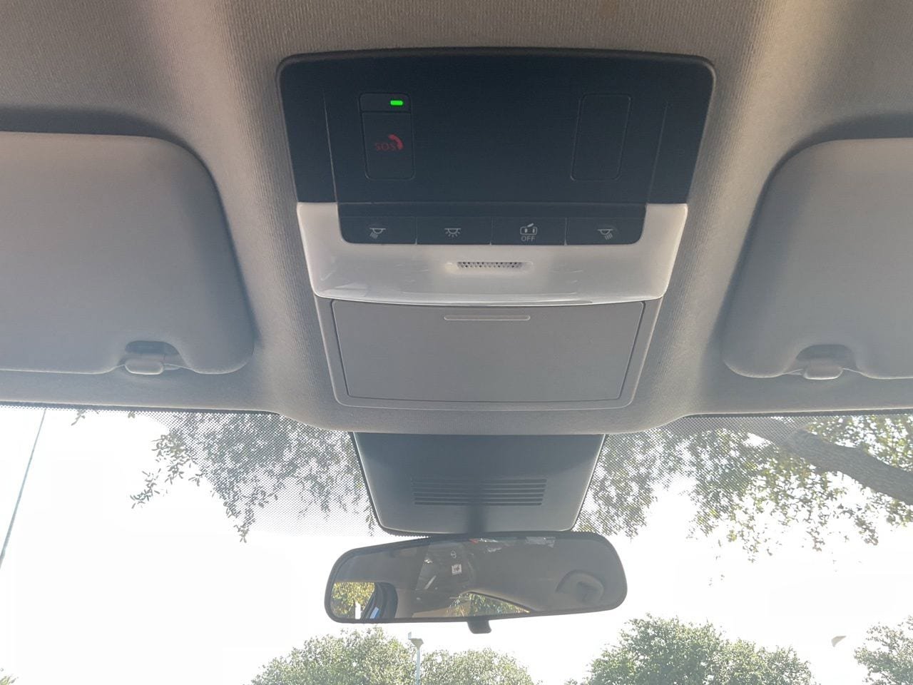 Used 2025 Nissan Sentra SV FWD image 8