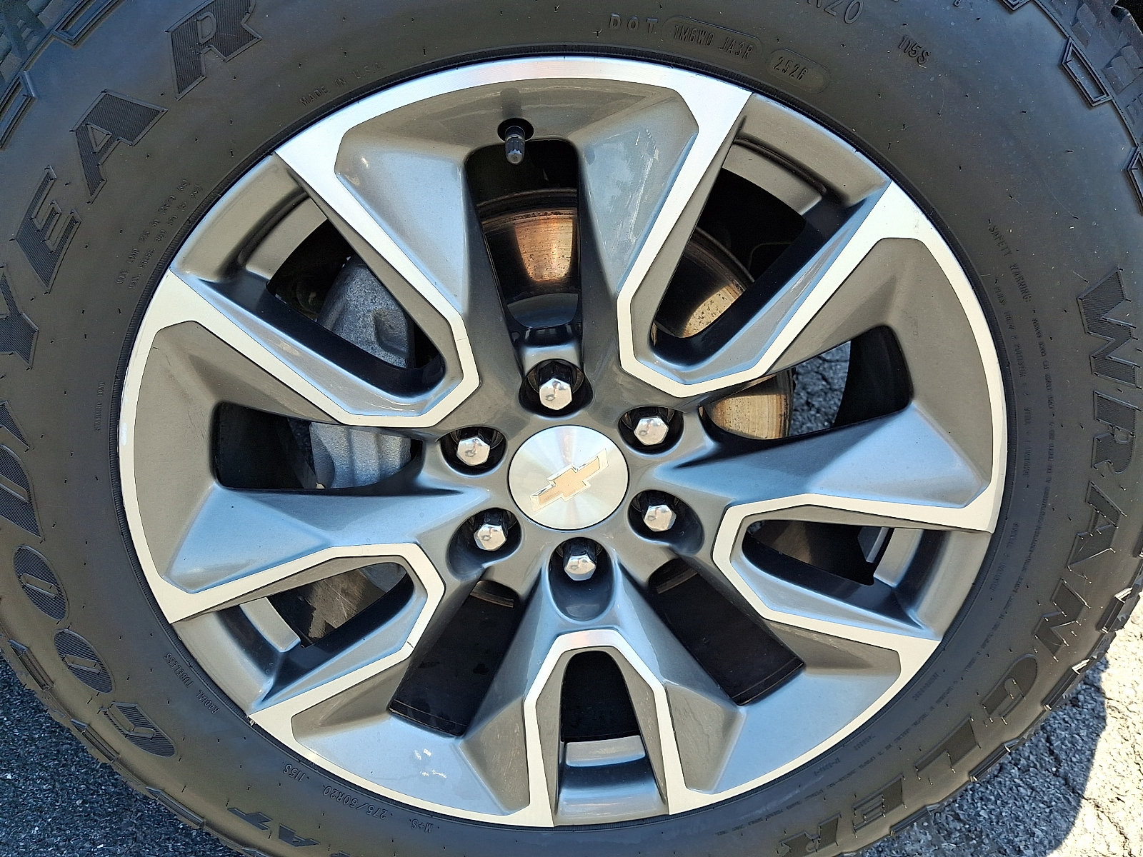 Certified 2024 Chevrolet Silverado 1500 LT AWD/4WD image 8
