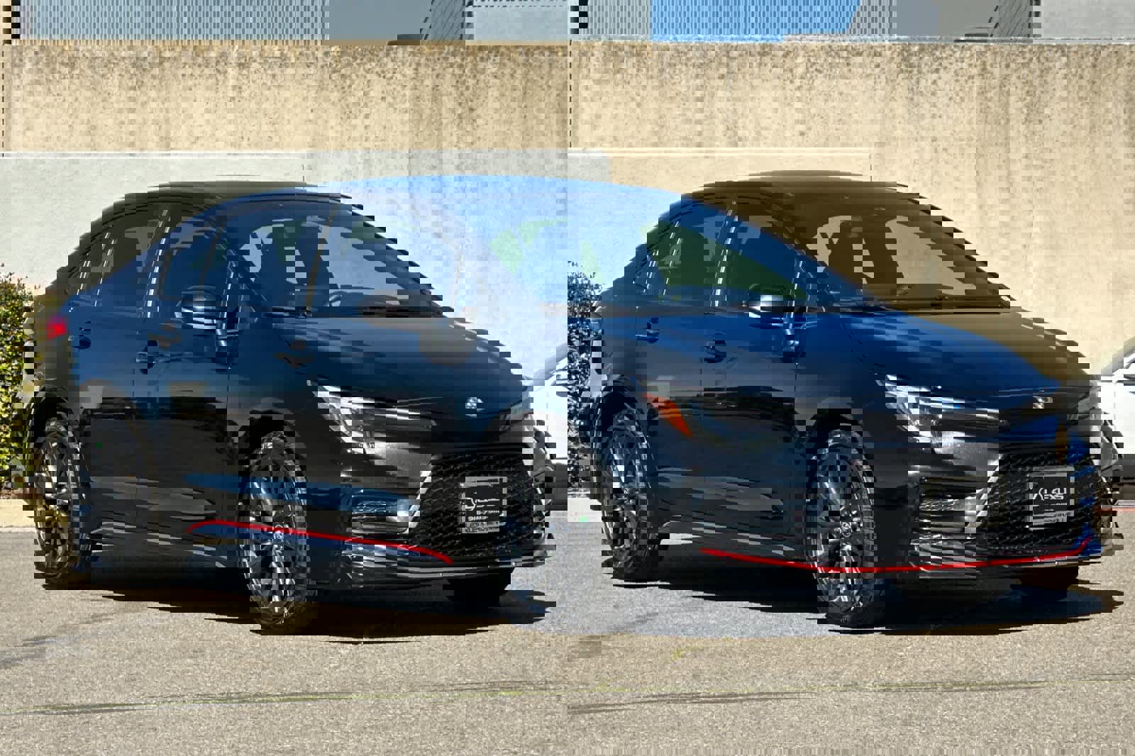 Used 2023 Toyota Corolla SE image 5