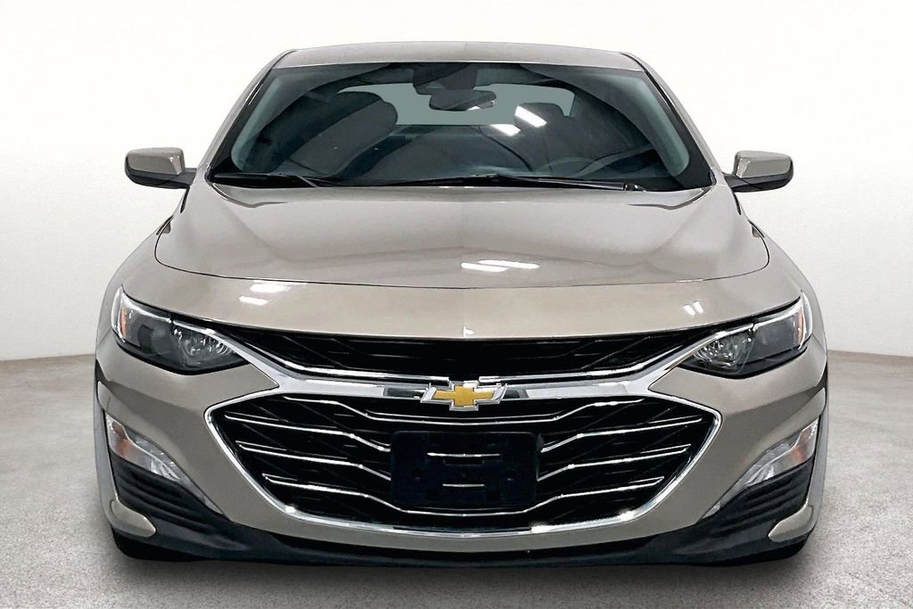 Used 2023 Chevrolet Malibu LT w/ Driver Confidence Package FWD image 3