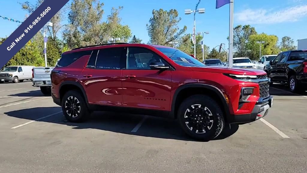 New 2026 Chevrolet Traverse Z71 w/ LPO, Floor Liner Package image 3