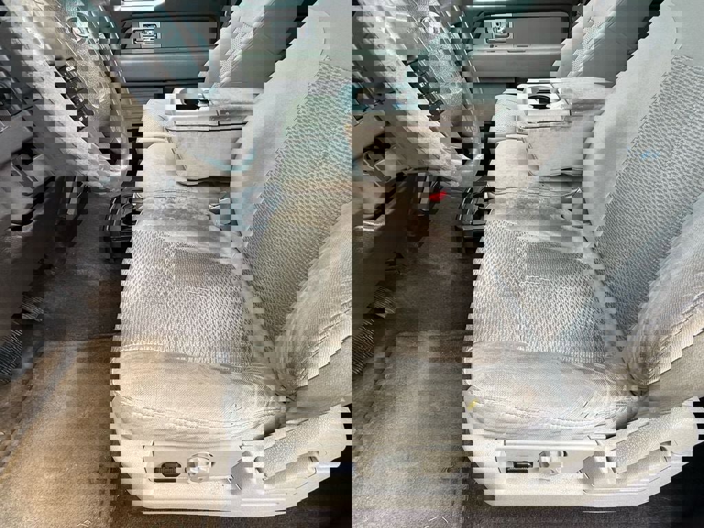 Used 2010 Ford F150 XLT AWD/4WD image 12