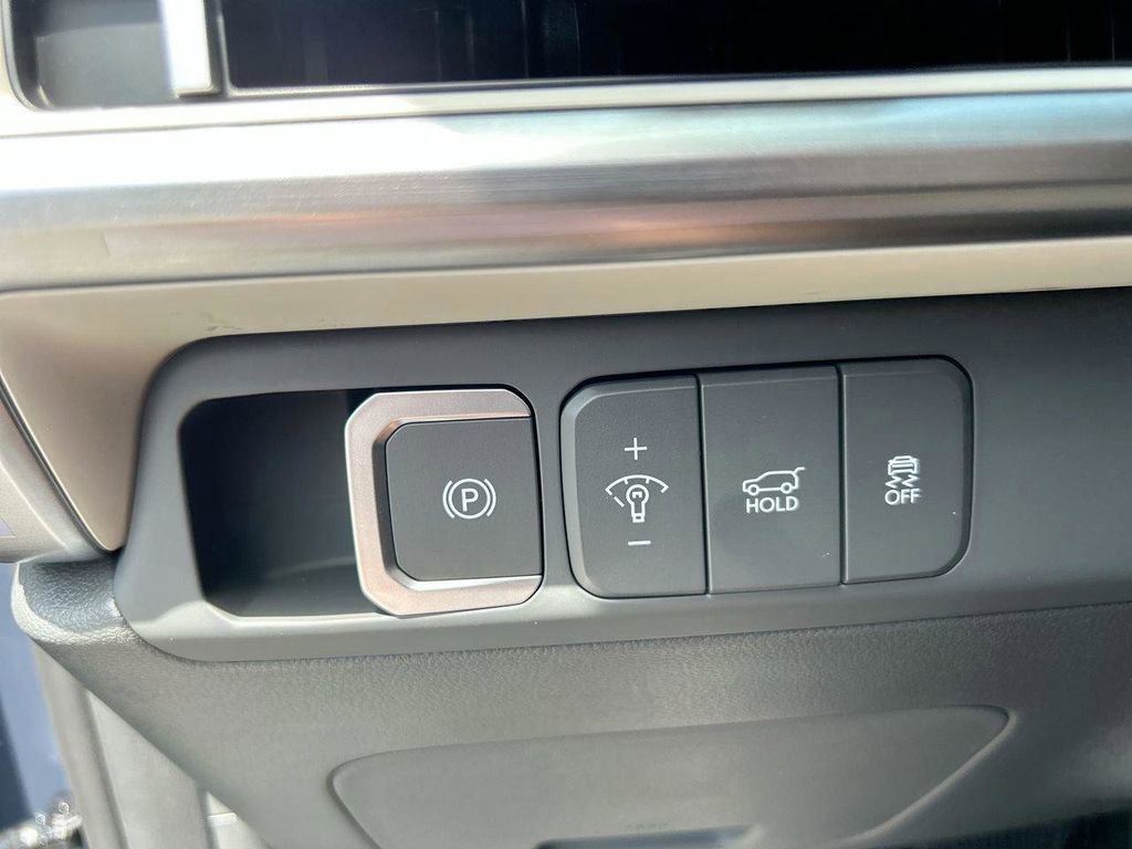 New 2026 Hyundai Santa Fe Limited FWD image 29