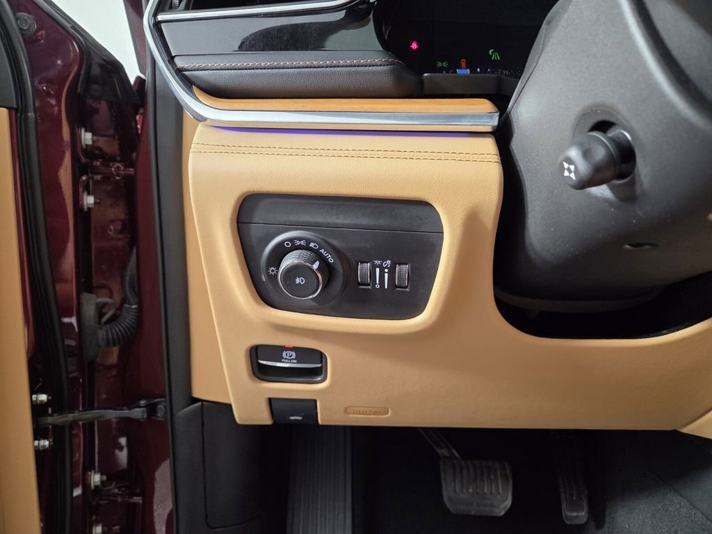 Certified 2024 Jeep Grand Cherokee Summit image 22