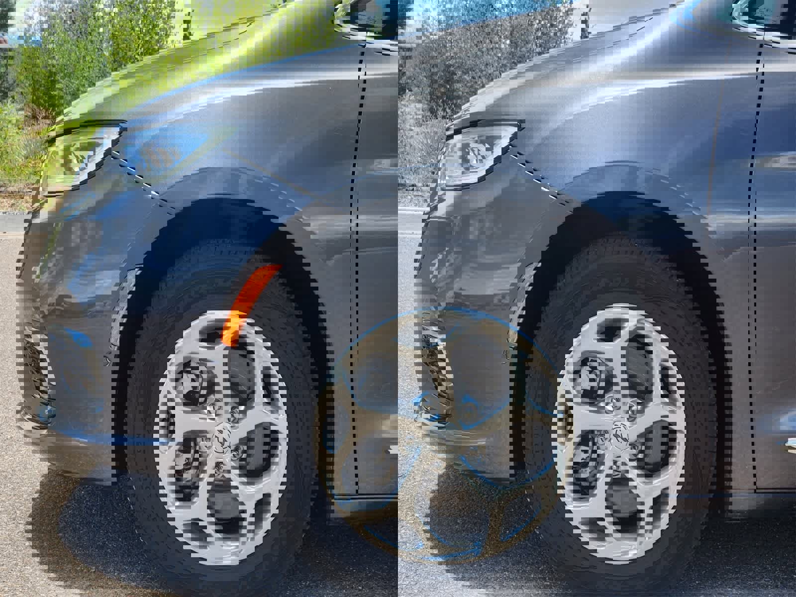 Used 2021 Chrysler Pacifica Limited w/ Premium & Safety Sphere Group image 9