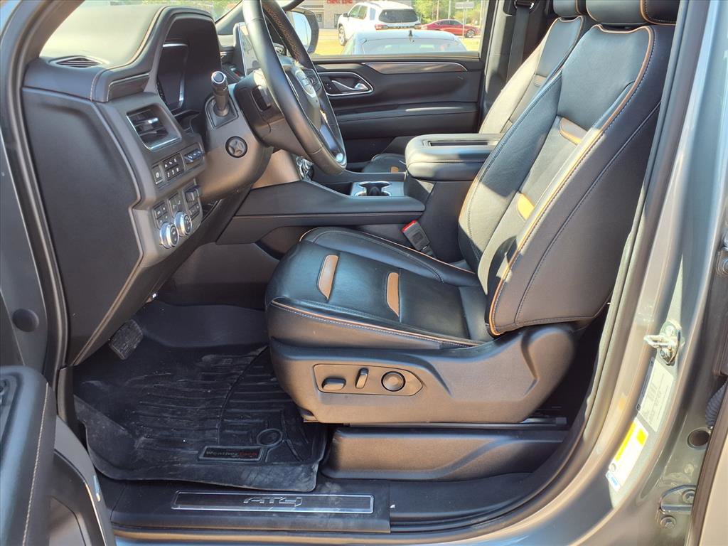 Used 2023 GMC Yukon AT4 w/ AT4 Premium Plus Package AWD/4WD image 19