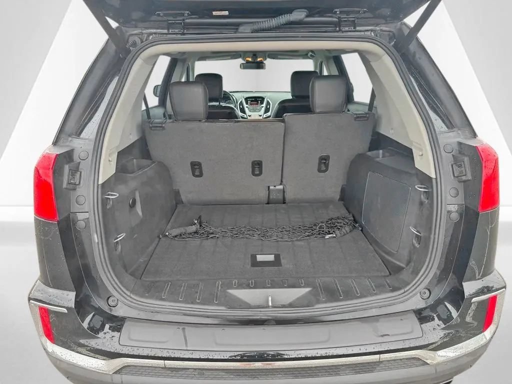 Used 2016 GMC Terrain SLT w/ Open Road Package FWD image 29