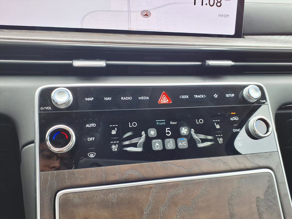 Certified 2026 Genesis GV80 2.5T Advanced image 24