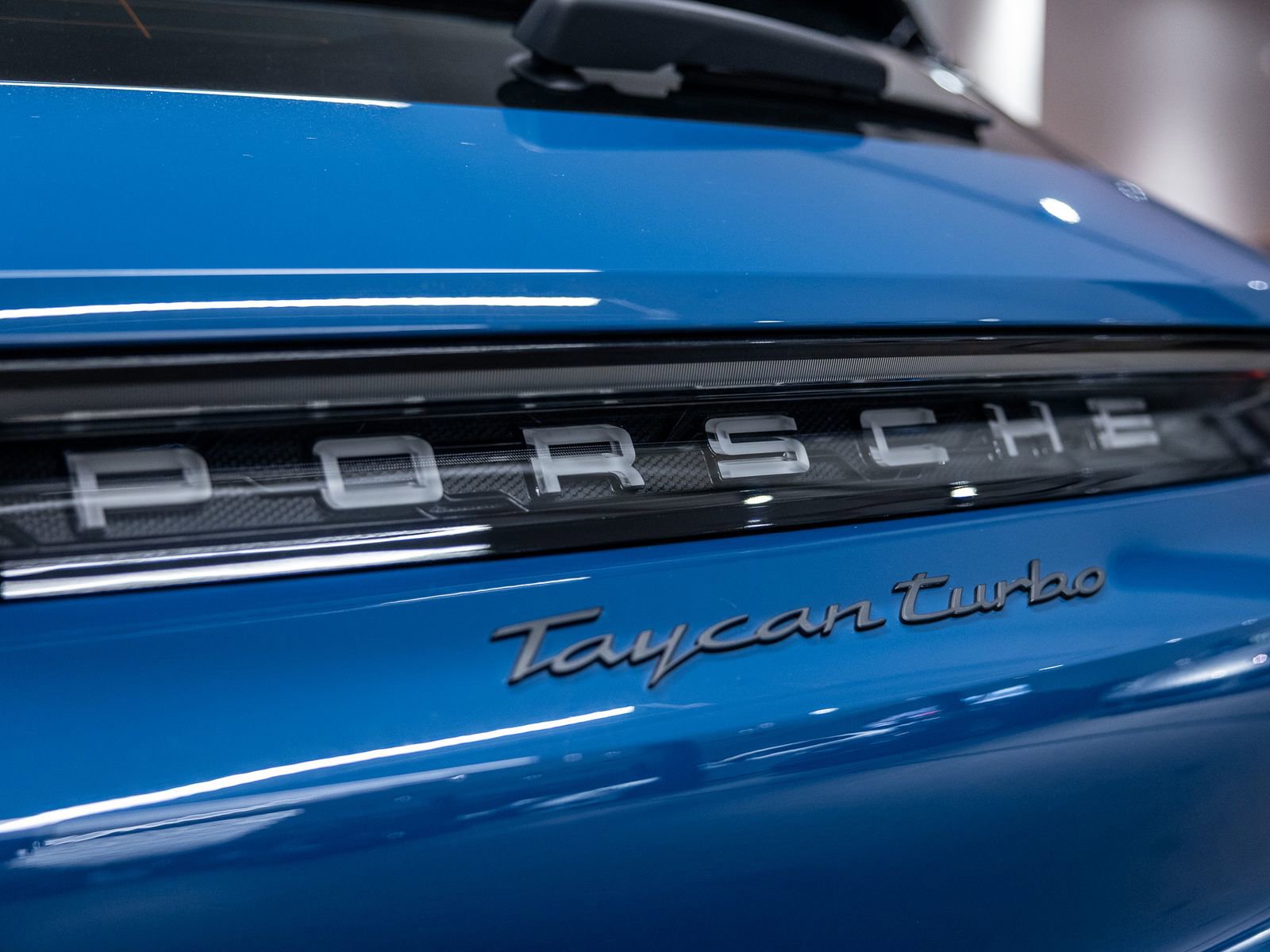 Certified 2023 Porsche Taycan Turbo AWD/4WD image 22