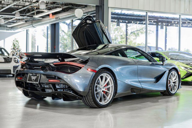 Used 2018 McLaren 720S Performance image 6