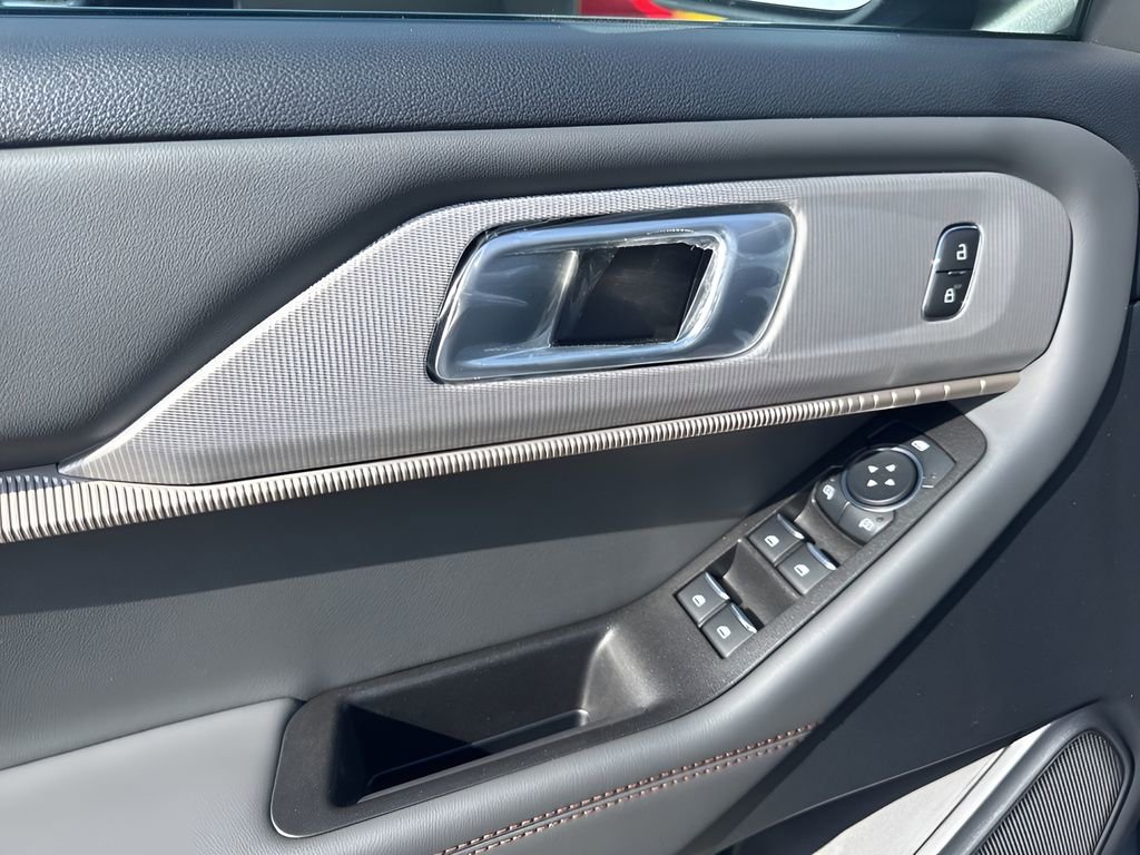 Used 2026 Ford Explorer Active image 25