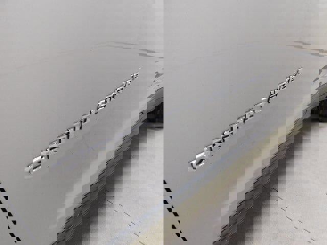 Used 2022 Jeep Grand Cherokee Laredo image 12