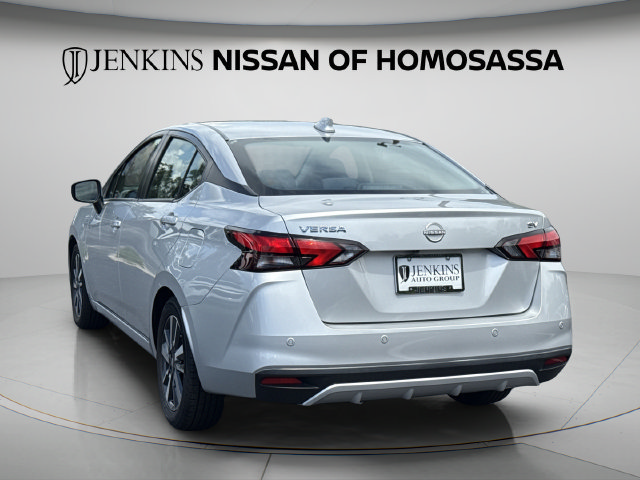 Certified 2023 Nissan Versa SV FWD image 10
