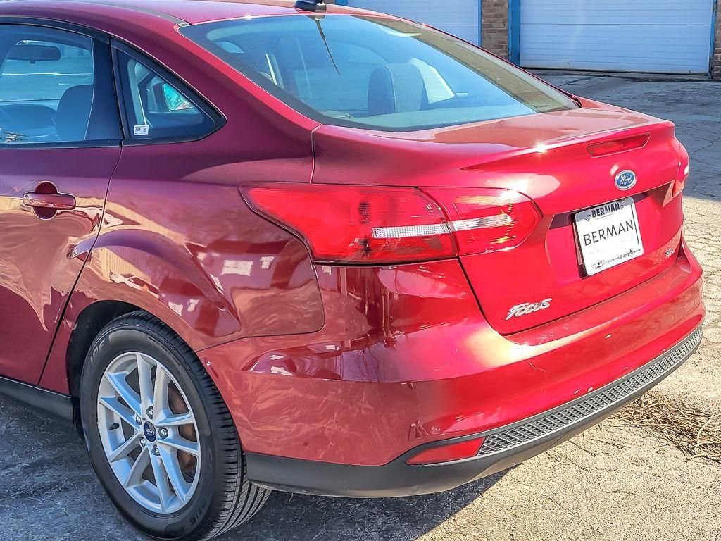 Used 2015 Ford Focus SE FWD image 7