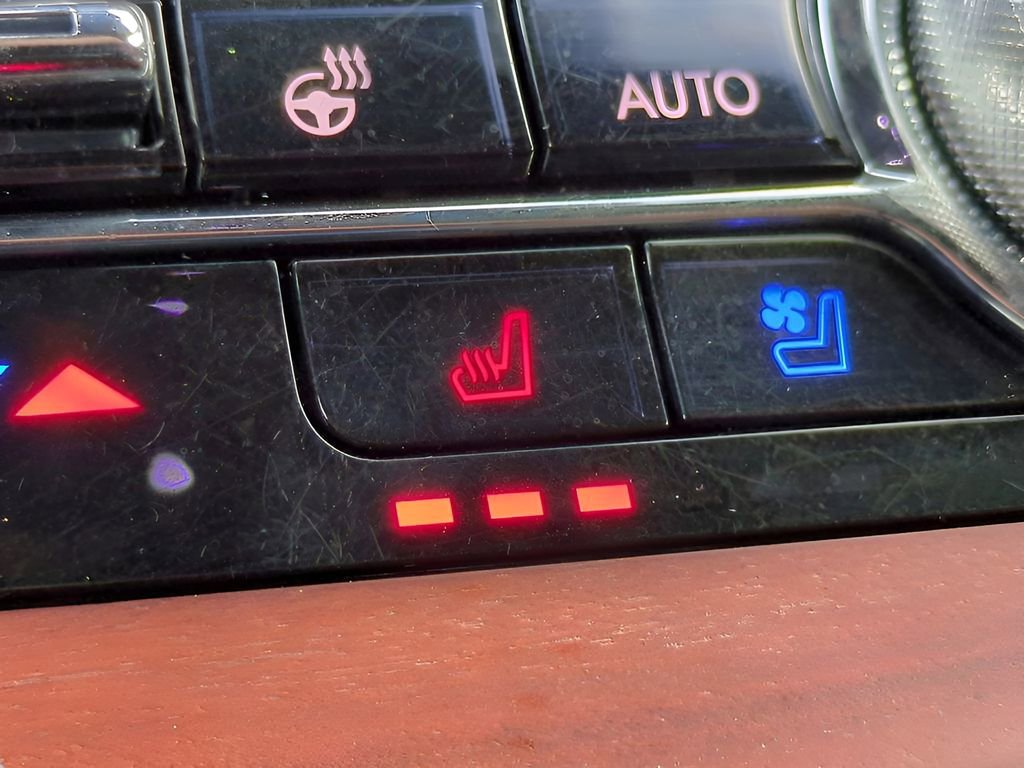 Used 2023 Lincoln Aviator Reserve w/ Equipment Group 201A AWD/4WD image 24