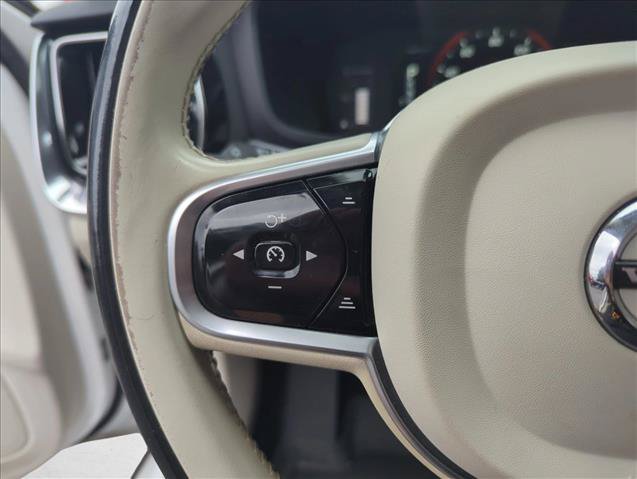Used 2019 Volvo S60 T6 Momentum w/ Premium Package AWD/4WD image 12