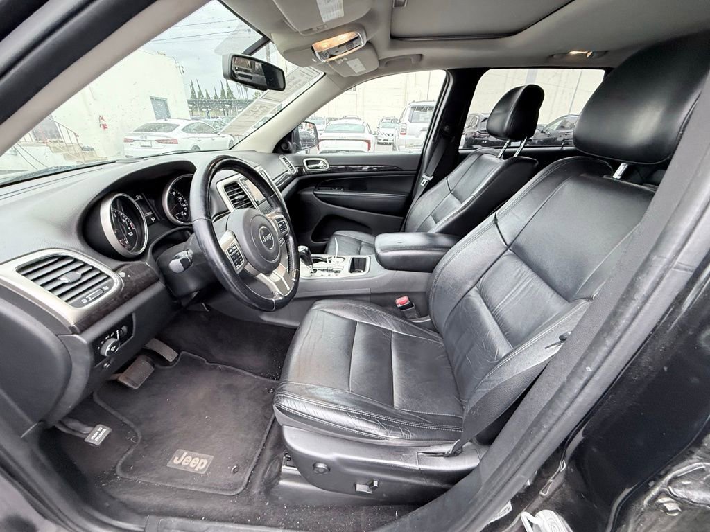 Used 2012 Jeep Grand Cherokee Laredo image 3