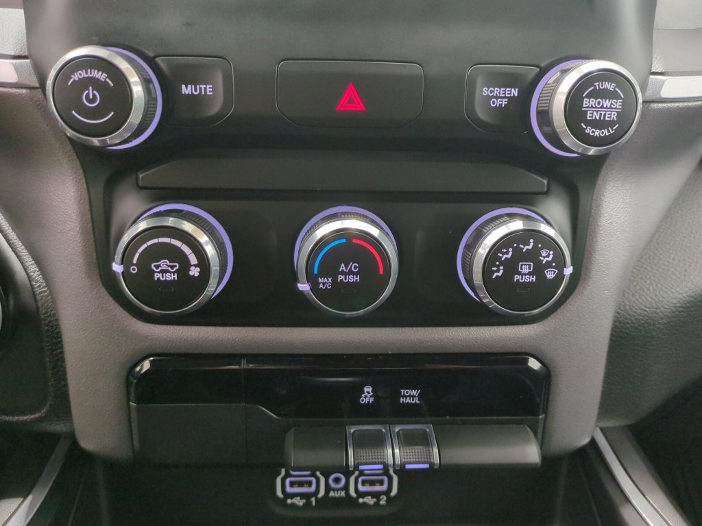 Used 2022 RAM 1500 Big Horn AWD/4WD image 35