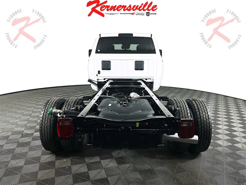 New 2026 RAM 5500 Tradesman w/ Chrome Appearance Group image 6