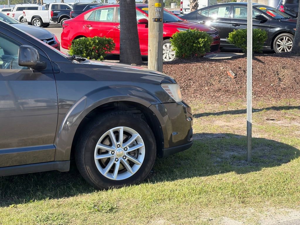 Used 2016 Dodge Journey SXT w/ Comfort/Convenience Group FWD image 8