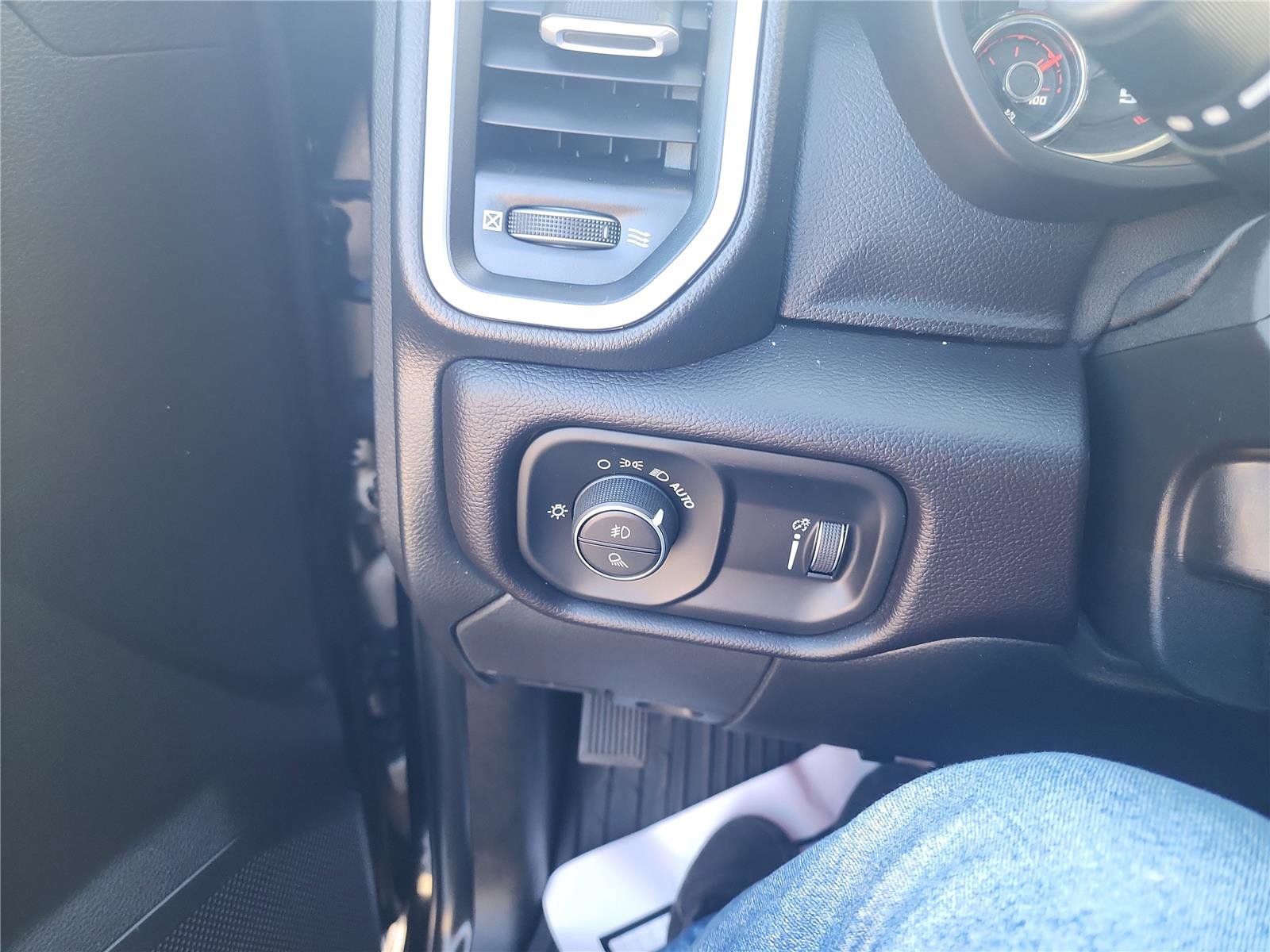 Used 2023 RAM 2500 Big Horn w/ Level B Equipment Group image 42