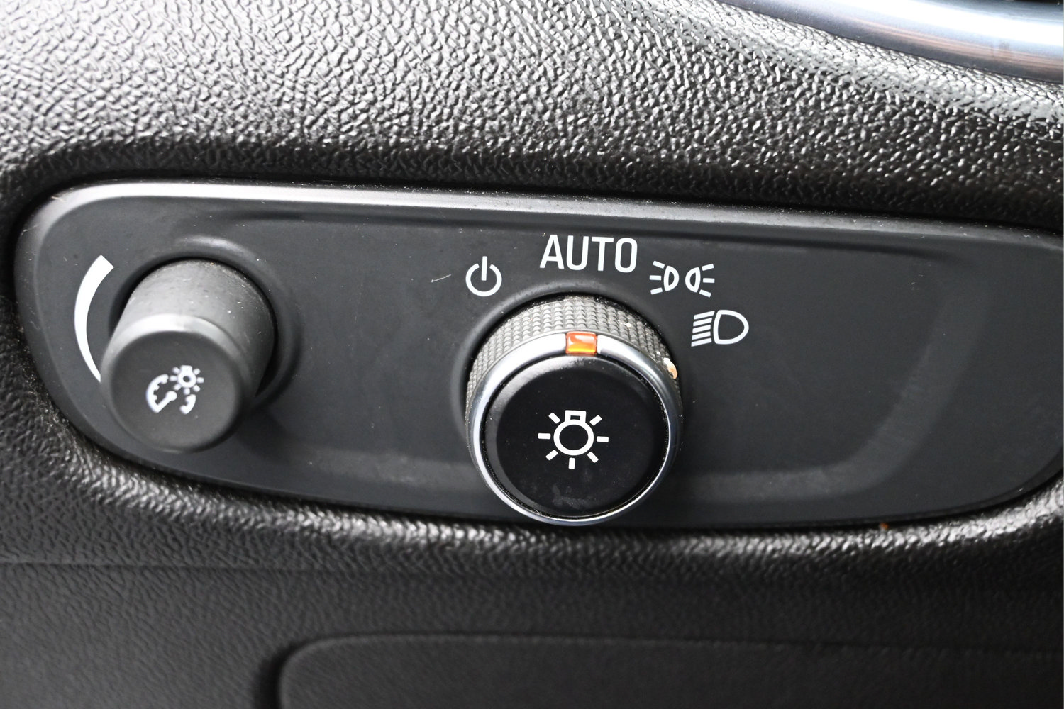 Used 2024 Chevrolet Malibu LT FWD image 20