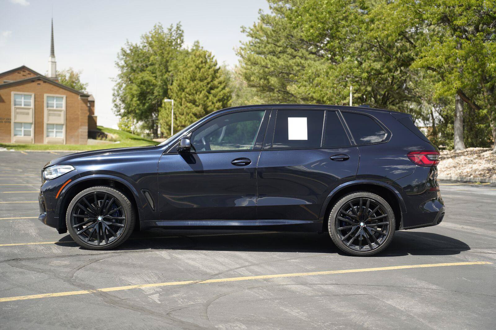 Used 2020 BMW X5 M50i w/ Executive Package AWD/4WD image 2