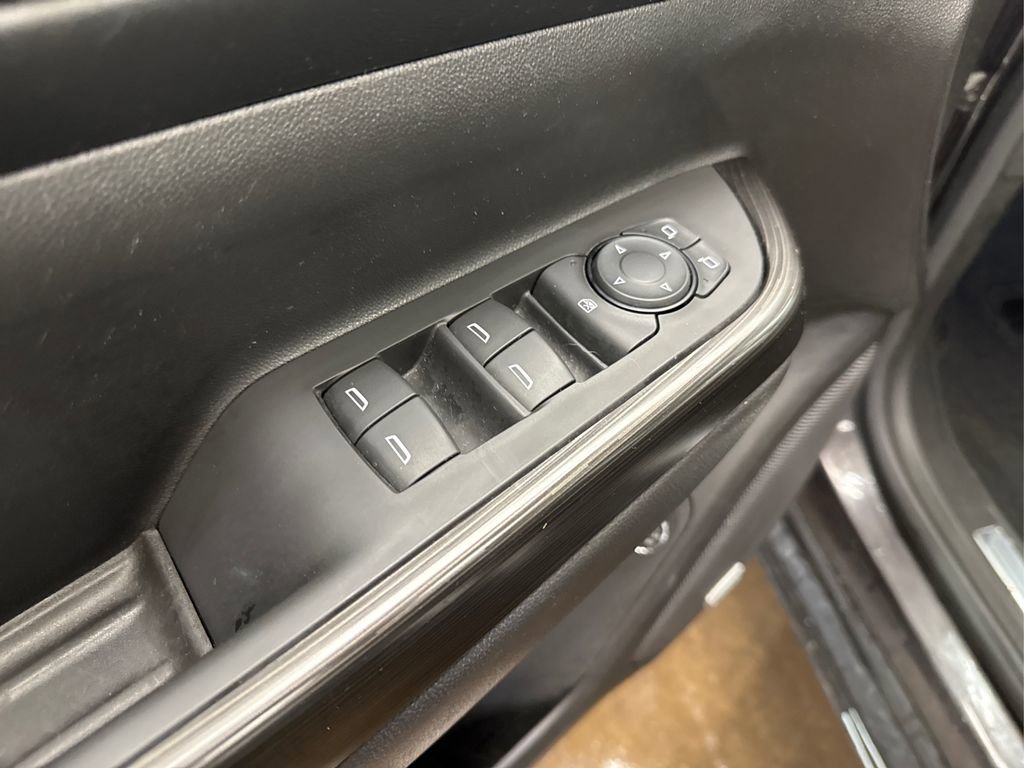 Used 2017 GMC Acadia SLT w/ LPO, Floor Liner Package image 36