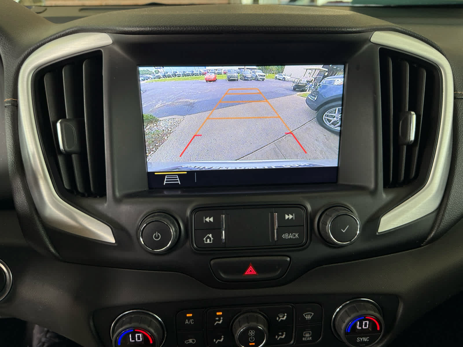 Used 2020 GMC Terrain SLT w/ Preferred Package AWD/4WD image 17