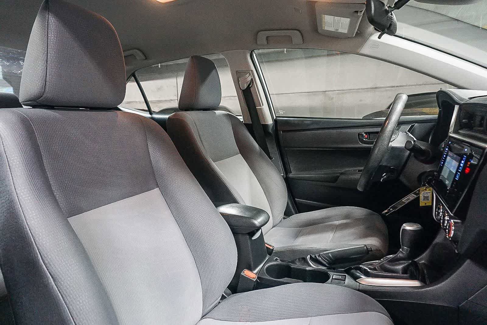 Used 2018 Toyota Corolla L w/ Body Protection Package FWD image 16